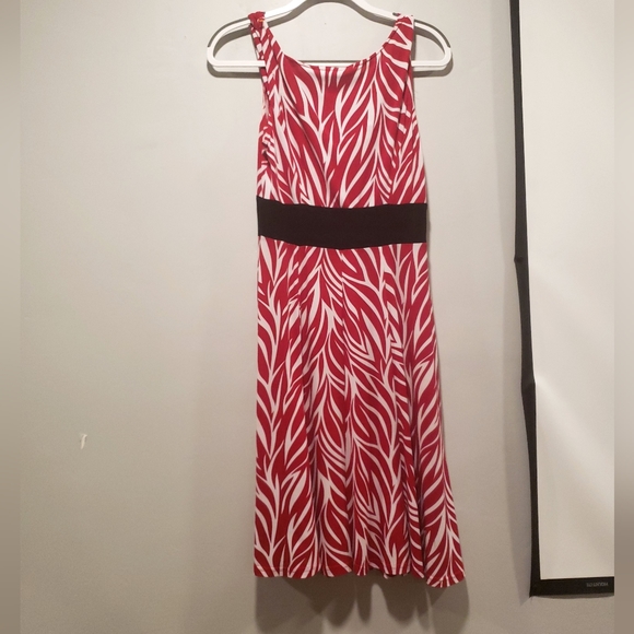 J.F.W. DRESS - Picture 3 of 3